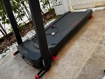 Tapis roulant elettrico e richiudibile