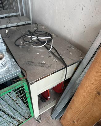 Reggiatrice semiautomatica