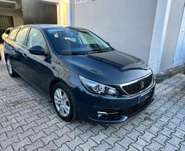 Peugeot 308 BlueHDi 130 S&S SW Allure
