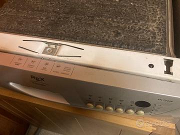 Lavastoviglie Rex Electrolux