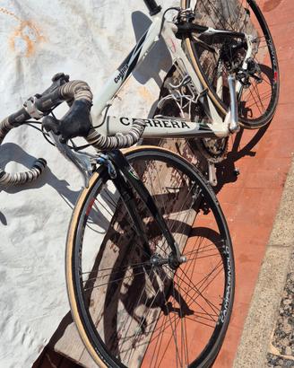 Bici da corsa CARRERA