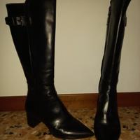 Stivali in pelle da donna 