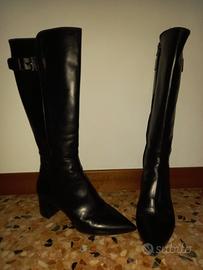 Stivali in pelle da donna 