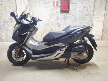 Scooter honda 300 deluxe