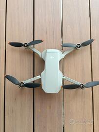 DJI MINI 2 Fly Combo