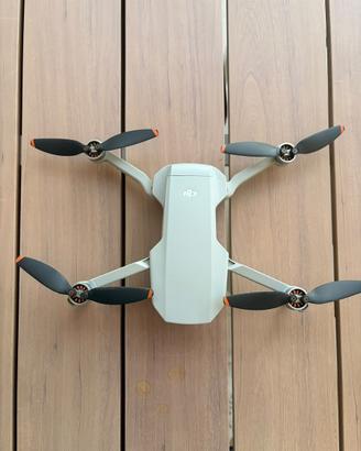 DJI MINI 2 Fly Combo