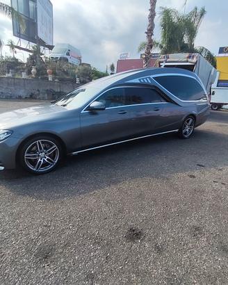 autofunebre Mercedes 