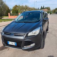 Ford Kuga tetto apribile 4WD 140 CV