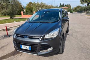 Ford Kuga tetto apribile 4WD 140 CV