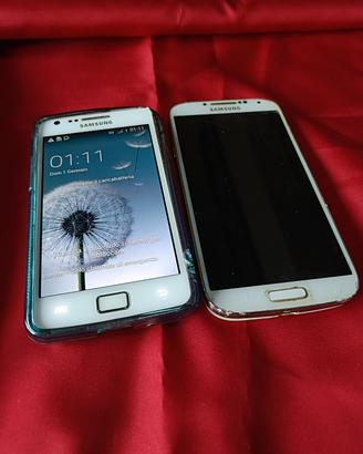 telefoni cellulari vintage Samsung S2 plus + S4