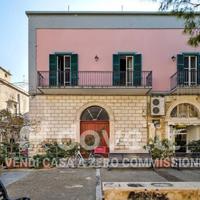 Casa indipendente Piazza Trieste, 8, 70131, Bari