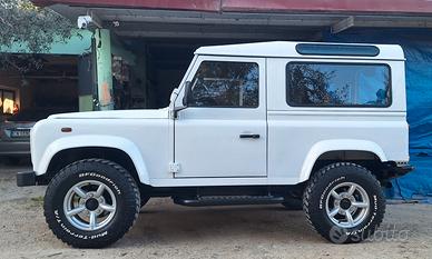 Land Rover Defender 90 td5 