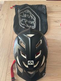 Casco Lee Troy Design