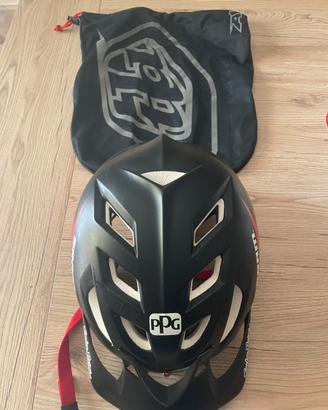 Casco Lee Troy Design