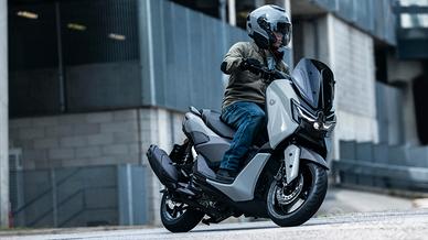 Yamaha Nmax 125 TECH MAX Ceramic Grey