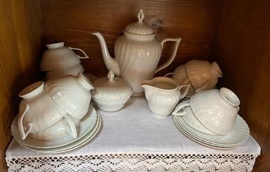Servizio da tavola in ceramica bianca Royal Tettau