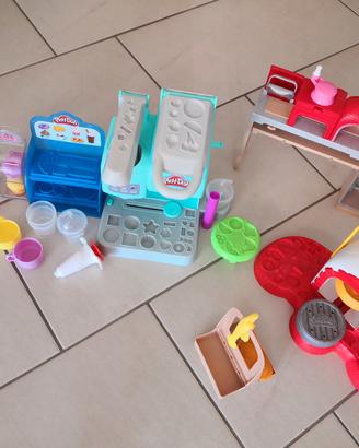 PLAY-DOH