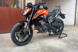 Duke 790l