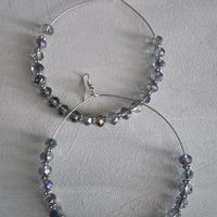 orecchini particolari e eleganti