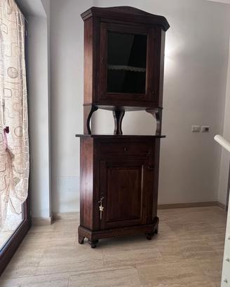 Angoliera in legno
