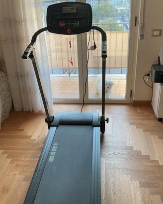 Tapis roulant elettrico praticamente nuovo