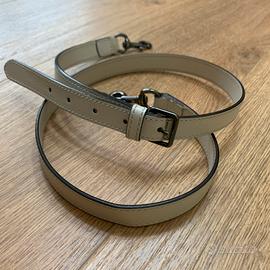 Tracolla Gucci per borsa pelle bianca met argento