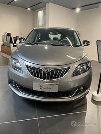 Lancia Ypsilon 1.0 FireFly 5 porte S&S Hybrid...