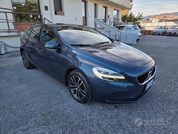 Volvo V40 D2 Momentum