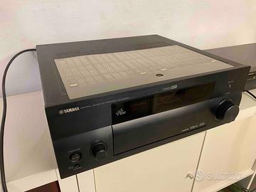 Sintoamplificatore Yamaha RX V 2700