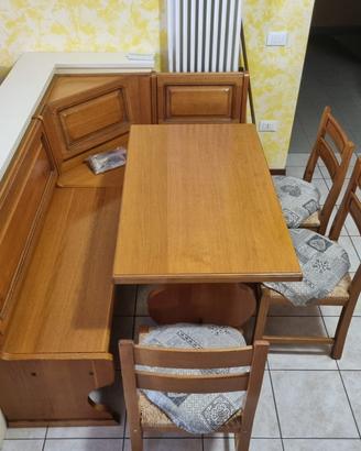 Tavolo con panca