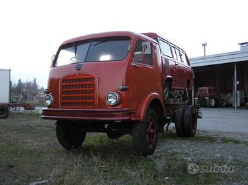 Autocarro OM LEONCINO d'epoca