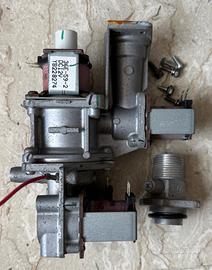 GRUPPO VALVOLA GAS RINNAI 17 SCALDABAGNO