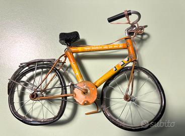 Modellino bicicletta realizzato a mano