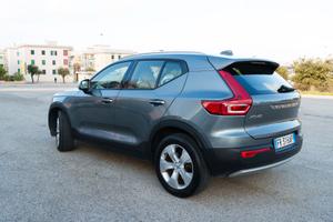 Volvo XC40 D4