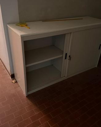 Arredo ufficio in metallo
