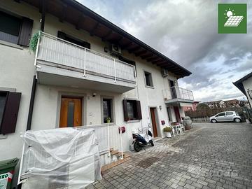 CURATO APPARTAMENTO BICAMERE IN DUPLEX CON INGR...