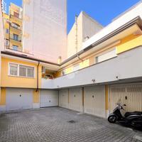 4 LOCALI A TRIESTE
