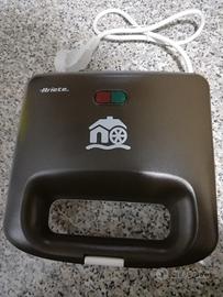 tostapane /tostiera Ariete nuova 