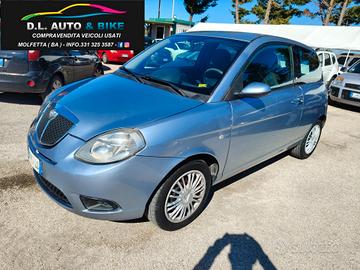 Lancia Ypsilon 1.3 MJT 75 CV Argento
