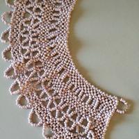 Collana/colletto vintage con 18.500 perline