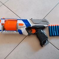 nerf  élite strongarm 