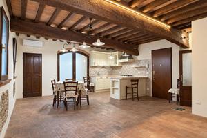 CASA SEMINDIPENDENTE A BIBBIANO