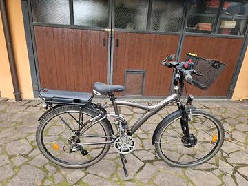 btwin decathlon elettrica 700