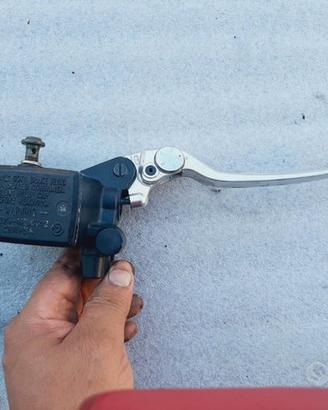 POMPA FRENO YAMAHA FZ1 FAZER 2006 al 2012