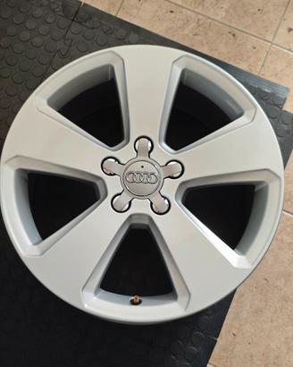 4 Cerchi Audi A3/S3  da 17 pollici 