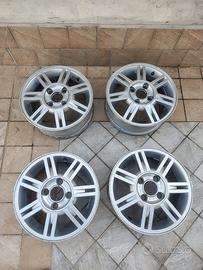 4 Cerchi in Lega 14" Ford Fiesta con dadi 