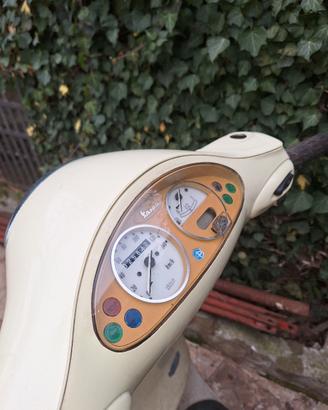 contachilometri piaggio vespa et4 125
