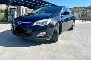 Opel Astra 2010