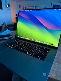 Macbook Pro M2 16