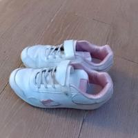 scarpa Reebok bianca e rosa 